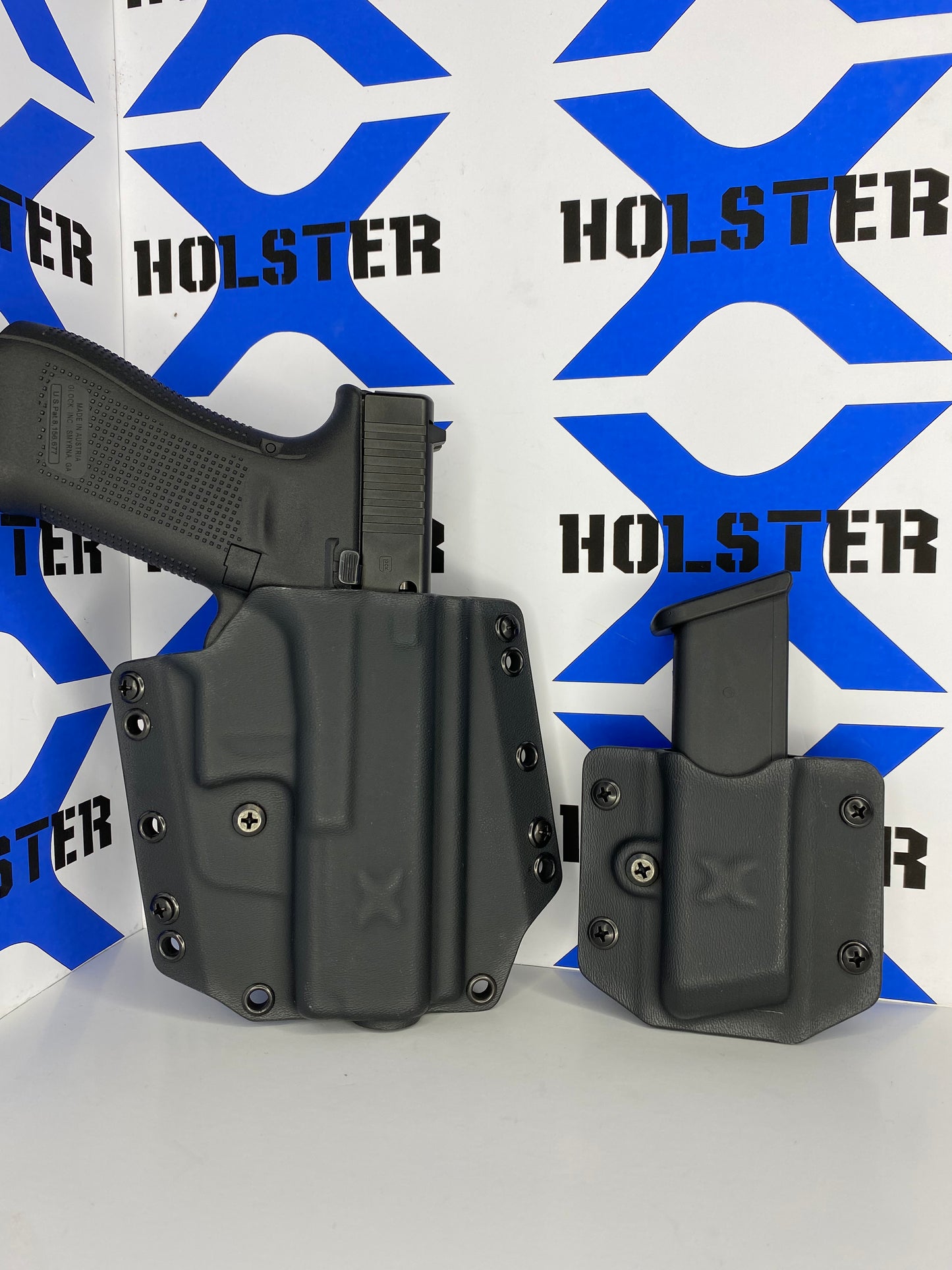 G17 with Mag Carrier OWB Kydex Holster