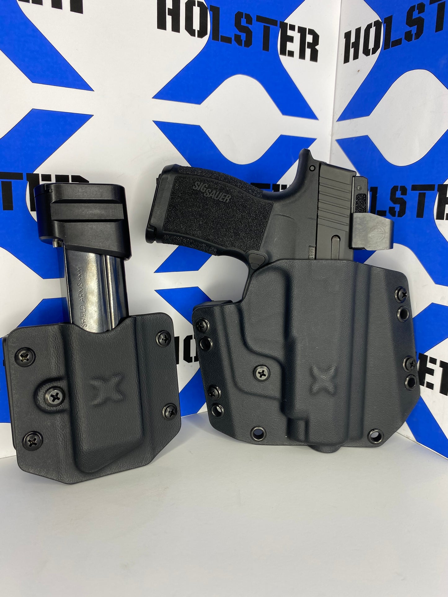 P365XL with Mag Carrier OWB Kydex Holster