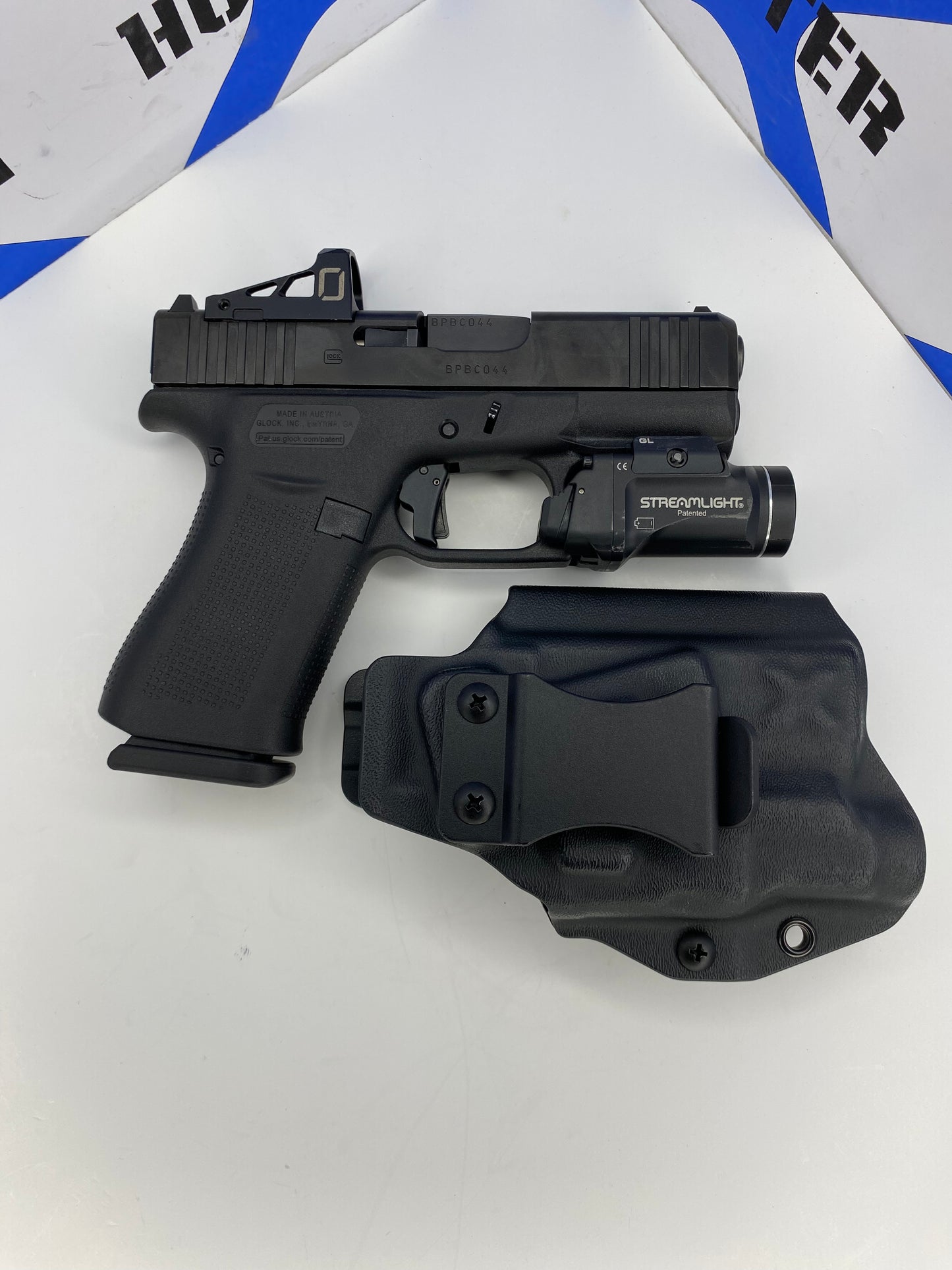 Glock 43X with Streamlight TLR7 Sub IWB Kydex Holster